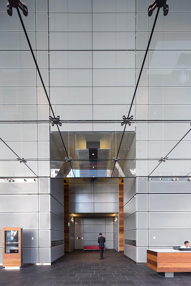 8 Chifley Square Structural Bracing and Suspended Glazing - Photo: © Brett Boardman 2015