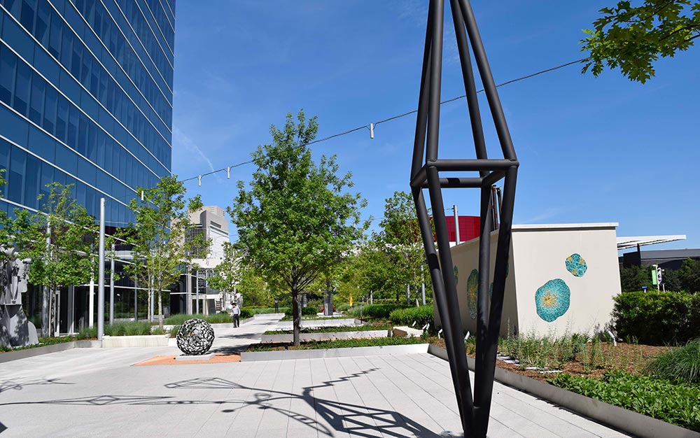 The catenary lighting needed to fit the artistic nature of the sculpture walk, to create an open, welcome and available green space for the public, while enhancing the experience of walking through the sculptures